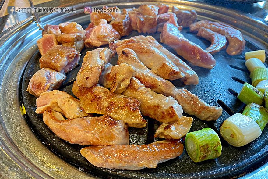 61)首爾．驛三站｜BTS防彈少年團聚餐「돝고기506(豬肉廛506)」，熟成豬肉名店，有專人代烤，一人可吃 @我在前往韓國旅遊的路上