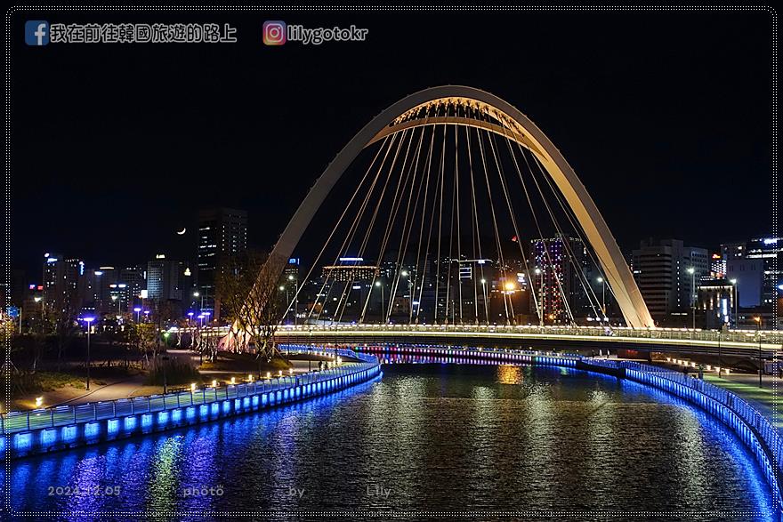 65)釜山．釜山站｜新景點「北港親水公園」釜山港大橋夜景超炫麗，臨近釜山站及釜山港國際客運碼頭 @我在前往韓國旅遊的路上