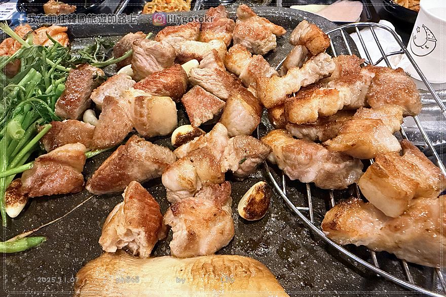 69)首爾.江南站|「兩倍烤肉(두배고기)」厚切豬五花、水芹菜烤肉超讚,全程店員幫烤 @我在前往韓國旅遊的路上 69)首爾.江南站|「兩倍烤肉(두배고기)」厚切豬五花、水芹菜烤肉超讚,全程店員幫烤 @我在前往韓國旅遊的路上