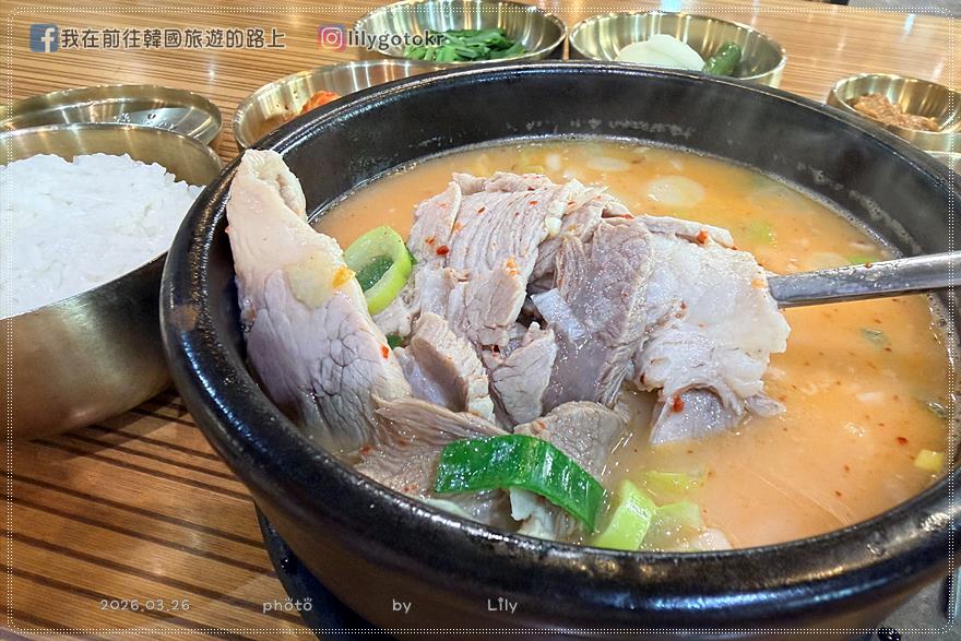 71)釜山．土城站｜不踩雷超好吃再一間「蒙失宗家豬肉湯飯(몽실종가돼지국밥)」，近甘川洞文化村 @我在前往韓國旅遊的路上