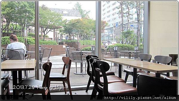 ⑥首爾．堂山站｜《聽見你的聲音》修夏坐在木階前等主人(張辯)的咖啡廳 @我在前往韓國旅遊的路上