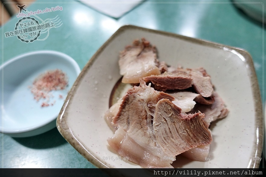 ㉔ 濟州市｜《白鐘元的三大天王》推薦「長壽水餐館」黑豬肉湯麵，還附一盤豬肉！CP值超高！ @我在前往韓國旅遊的路上