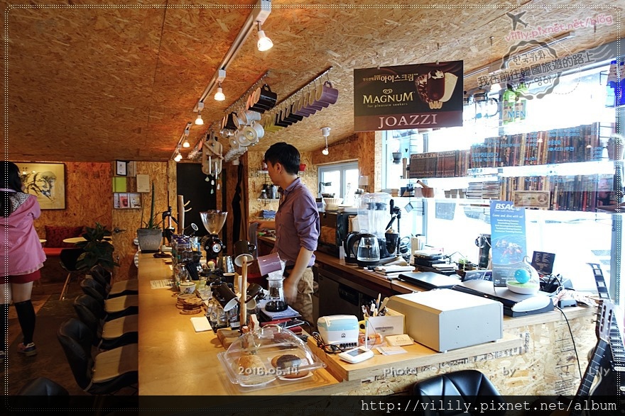㉕ 濟州市｜特色咖啡廳「joazzi cafe (카페 조아찌)」有禮貌更便宜(近梨湖海邊/梨湖海水浴場) @我在前往韓國旅遊的路上