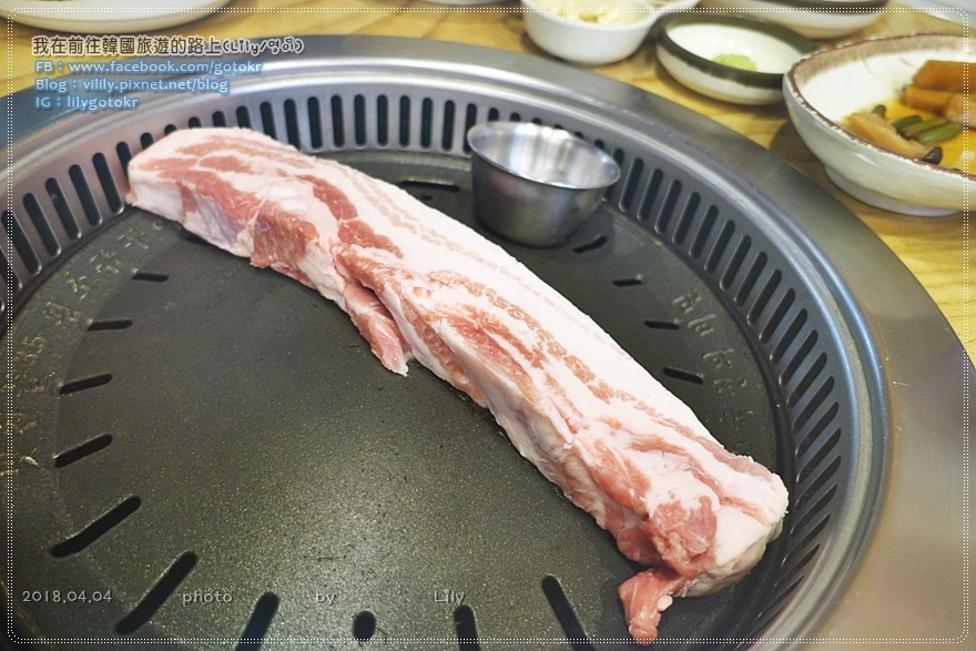 ㊶蔚山｜味贊王鹽烤肉(맛찬들왕소금구이)，五花肉3.5cm厚度吃爽爽 @我在前往韓國旅遊的路上